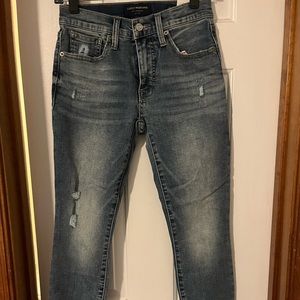 Lucky Brand size 2 ripped jeans. Bridgette style. Tags on